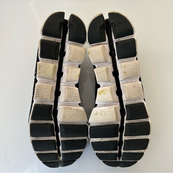 Swiss Engineering On Women's Cloud 5 Black Running Shoes/Sneakers (Size 9.5) - Picture 9 of 10